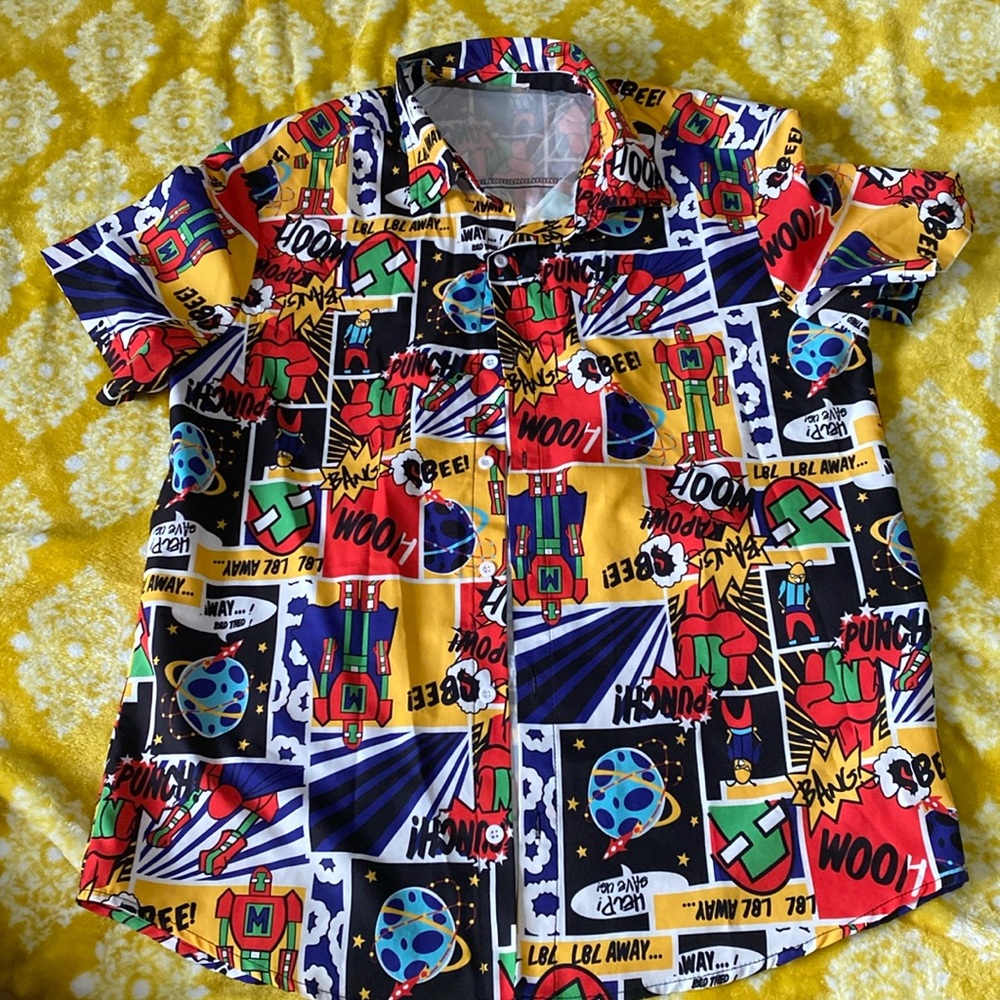 Comic button down